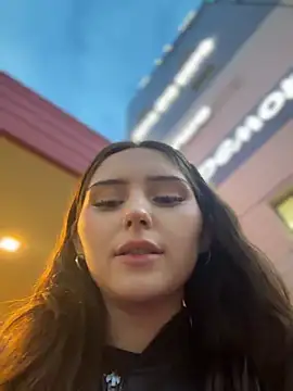 AnitaFly 现场XXX聊天