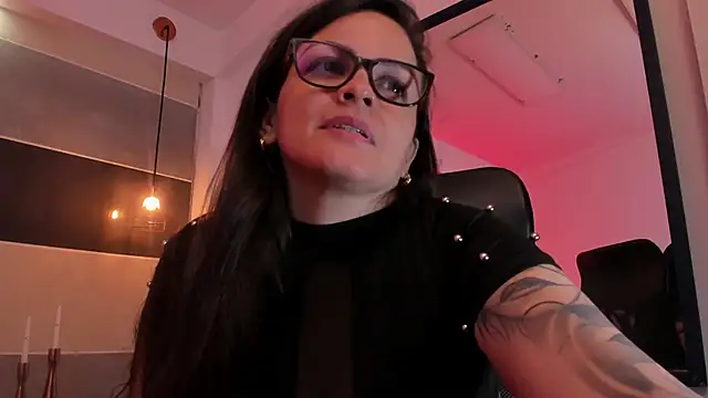 دردشة Zara_Jackson الجنسية المباشرة