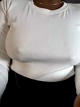Desi_cheese live XXX chat