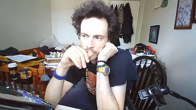 JohnnyMoves' Webcam Show