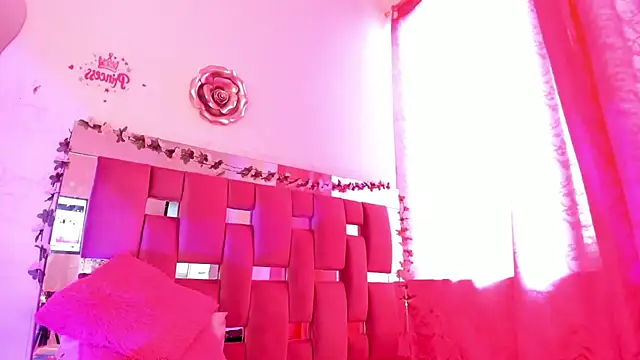 Estrella_rousel Webcam-Show