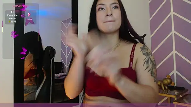 Scarlet_queen4's Live XXX Chat
