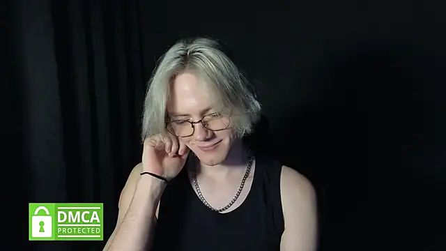Keytaro Chat XXX live