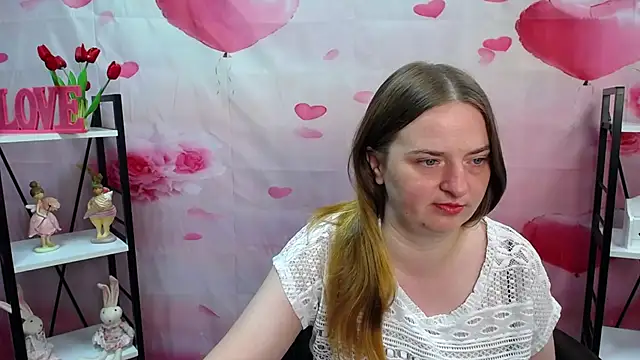 צ'אט XXX בשידור חי של FreyaDak