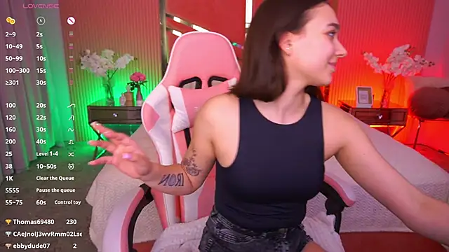 FlirtyMusa 现场XXX聊天