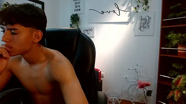 Ryan_grayx Live XXX-chat
