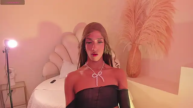 SelenaRogers élő XXX-chatje