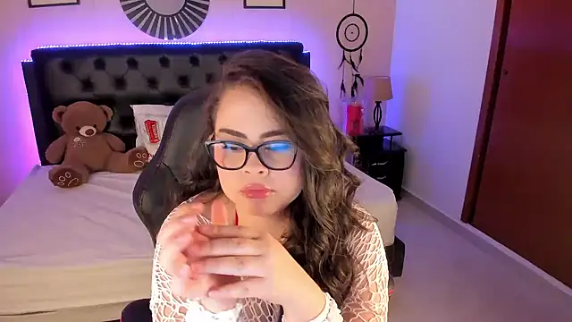 צ'אט XXX בשידור חי של LolaVillalobos
