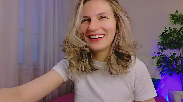 lychee_chan Adlı Modelin Canlı XXX Sohbeti