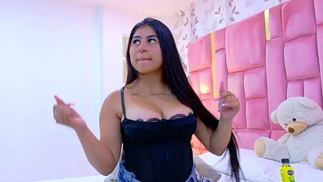 Chat XXX ao vivo de ScarletJons