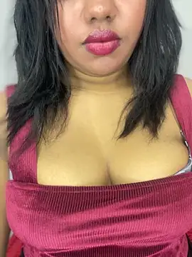 Chat XXX ao vivo de __Tamil_Hot_Chellakutty__