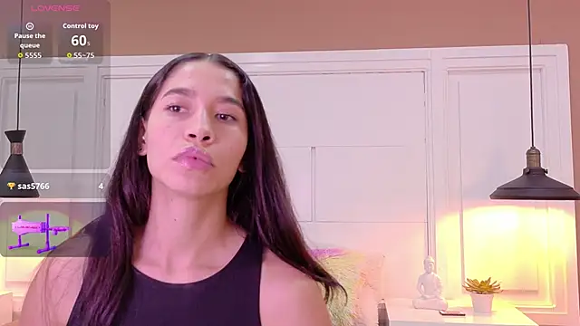 JuliaaVega's Live XXX Chat