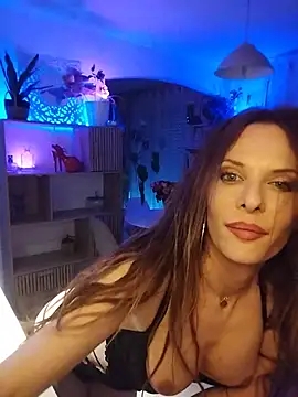دردشة Luna_Kitanna الجنسية المباشرة