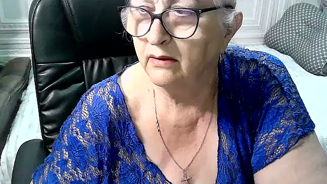 LolkaAlyss' Live XXX Chat