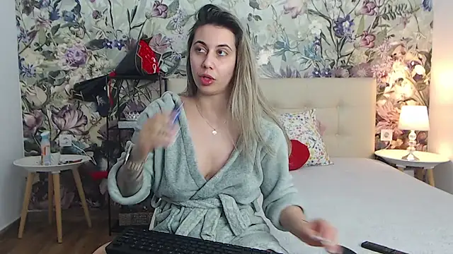 RoseDiamond06 Live XXX Chat