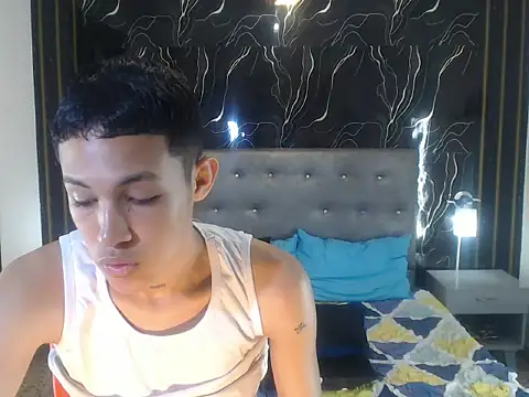 PhillipCox Live XXX-chat