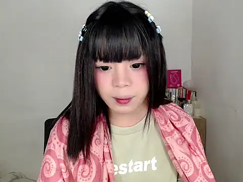 Pumi_akiko Webcam Show
