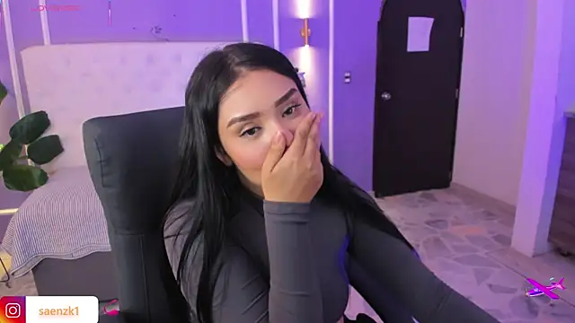 martinasaez's Live XXX Chat