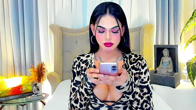 MochaliciousTransOnTop – webcam-show