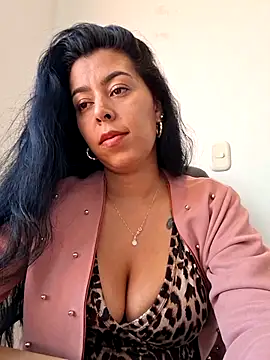 Chat XXX ao vivo de Luianna