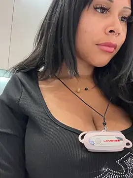 HaileyDiana webcam show