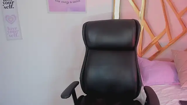 LanaJones_ live XXX chat