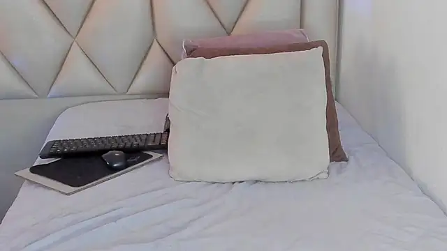 Živý XXX chat angelswets