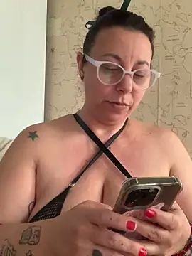 LupitaHaze – Live XXX-chat