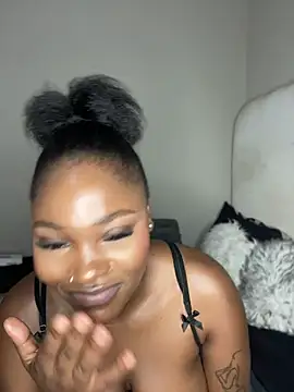 PrincessTamara Chat XXX live