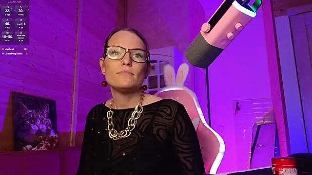 צ'אט XXX בשידור חי של Lady_Shine