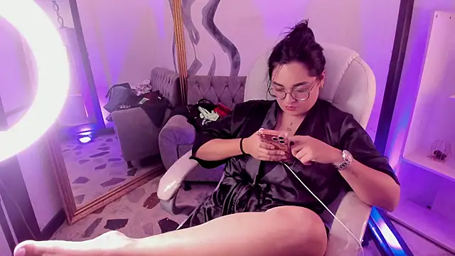 Chat +18 de CelesteBrucee ao vivo