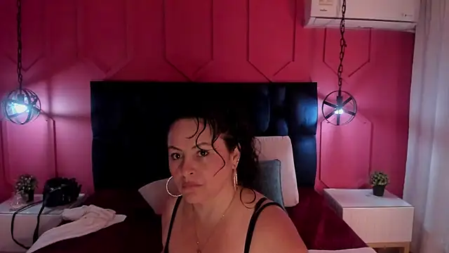 hanny_milf Chat XXX in diretta