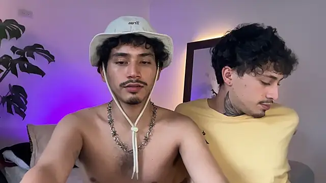 Chat +18 de Noah_and_Steven ao vivo