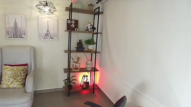 Sassy--Girl's Live XXX Chat