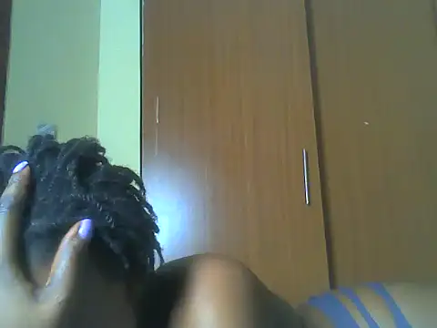 Chat +18 de sexyebony13 ao vivo