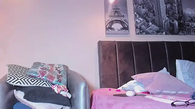 Nahomii-skonee Obrolan Langsung XXX