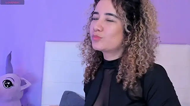 Czat XXX na żywo – Charlotte11-11