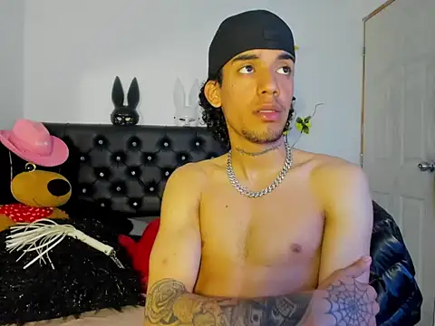 Chatroom XXX en direct de Ryder-Stone