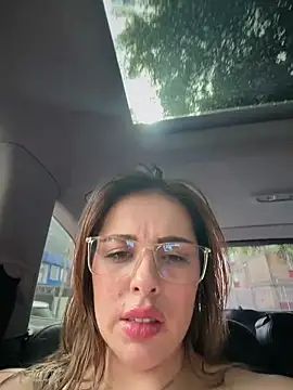 Alirawrz's Live XXX Chat