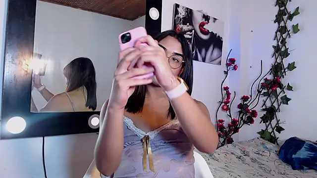 Candyy_doll__ Obrolan Langsung XXX