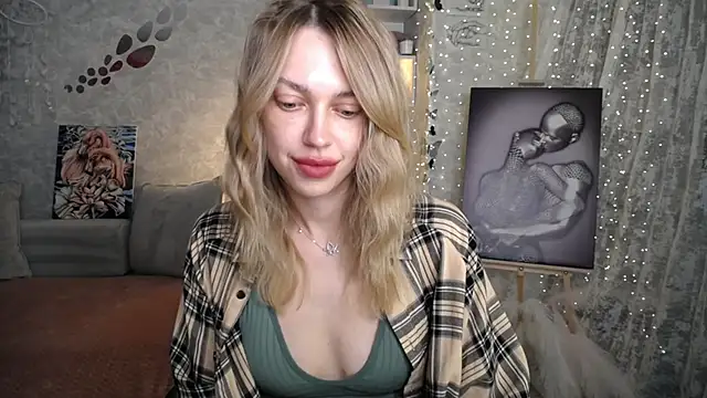Онлайн чат XXX NickyAdamidi
