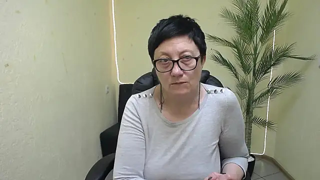 צ'אט XXX בשידור חי של EmilyL0ve