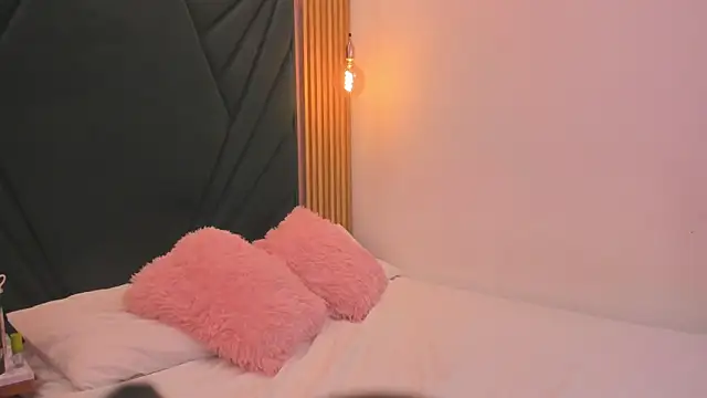 Chatroom XXX en direct de Sotf_Charlotte
