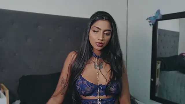 Delilah_Blazee's Live XXX Chat