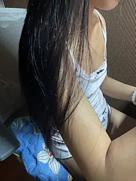 Mina048 现场XXX聊天