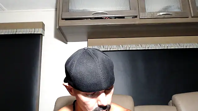 Chat XXX en directo de ThickD2C