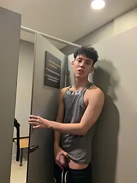 Chat XXX Live yoursexyjose
