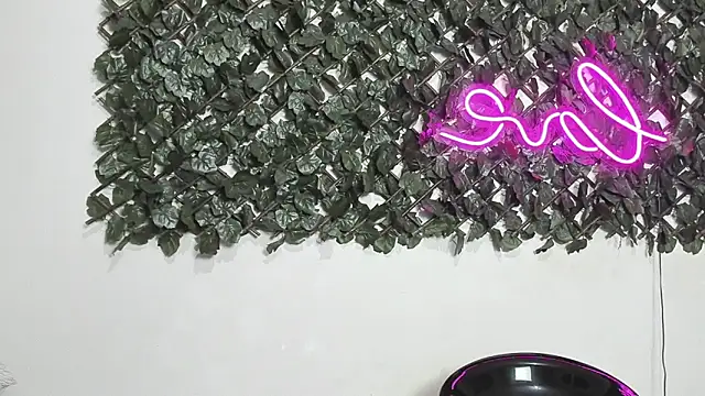 Chat +18 de Sofia_Franco_ ao vivo