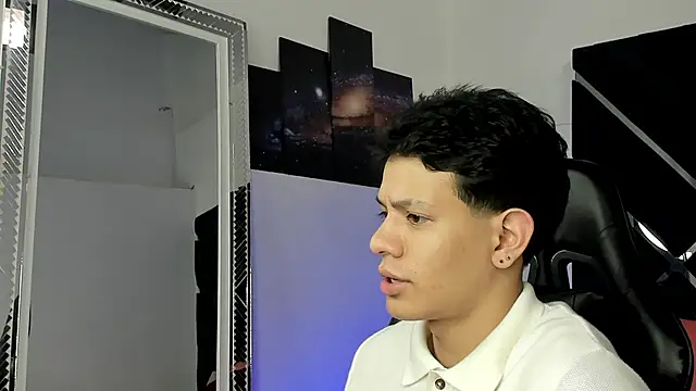TonyPetrovjs' Webcam Show