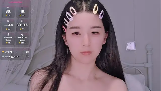 צ'אט XXX בשידור חי של BingLin-